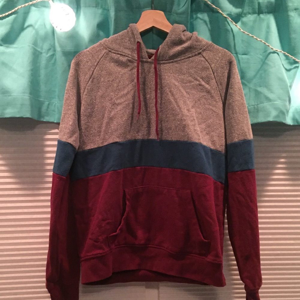 Zumiez Red Blue and Gray Sweatshirt